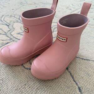 NWOT Hunter Pink Rain Boots uk9 / 11 girl
